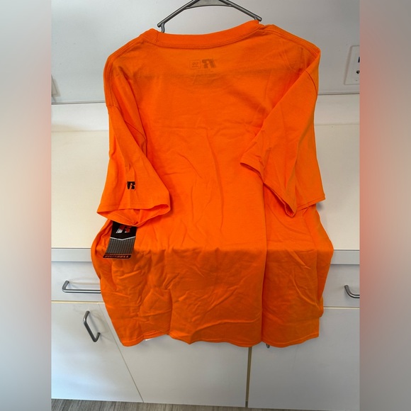 NWT Russell T shirt size large men/medium ladies - Picture 13 of 16